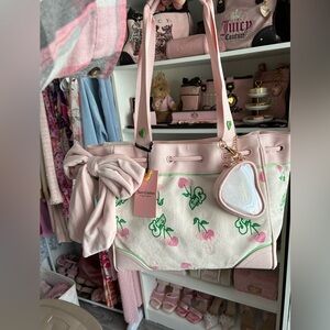 Juicy Couture Viral Cream Cherry Daydreamer